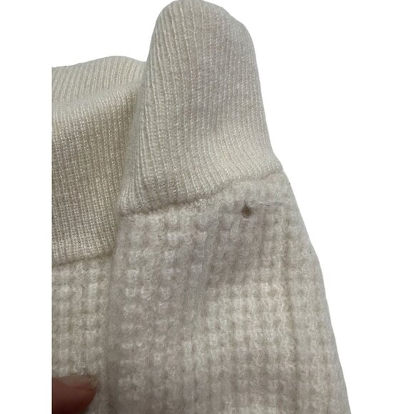 ALO Yoga Cashmere High-Waist Plush Waffle Pants in Ivory - Picture 6 of 7